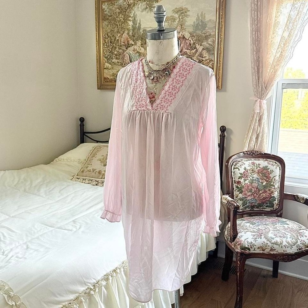 pink embroidered nightgown  80s sears pink nightgown size medium